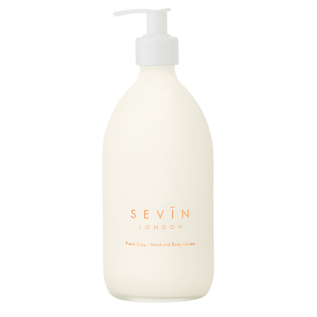 fresh clay hydrating body lotion texture fast absorbing non greasy formula