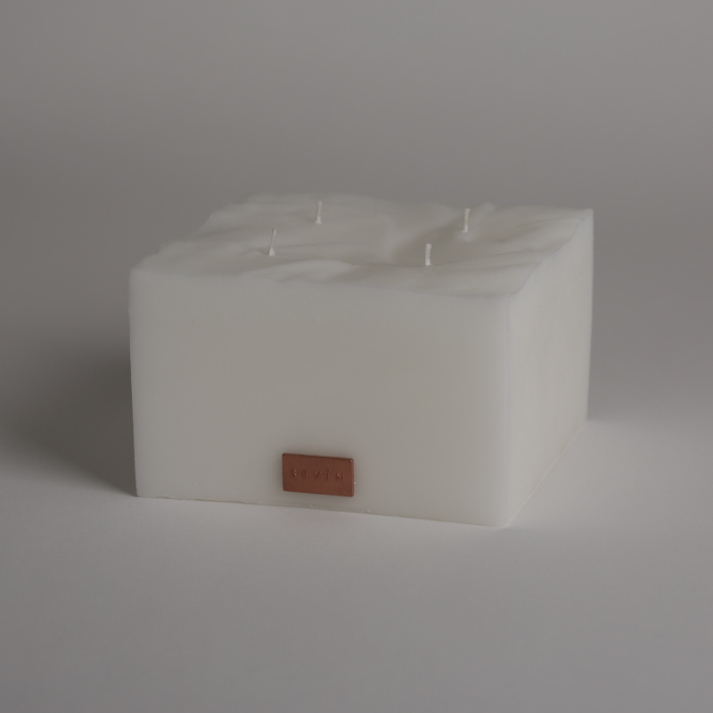 Porcelain White Scented Candle large